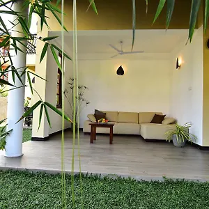 https://park-lane-88-apartments.kandyhotelsnow.com